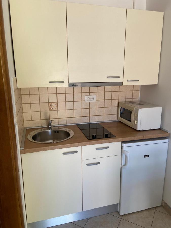 Apartments Mrsic Biograd Na Moru Exterior foto