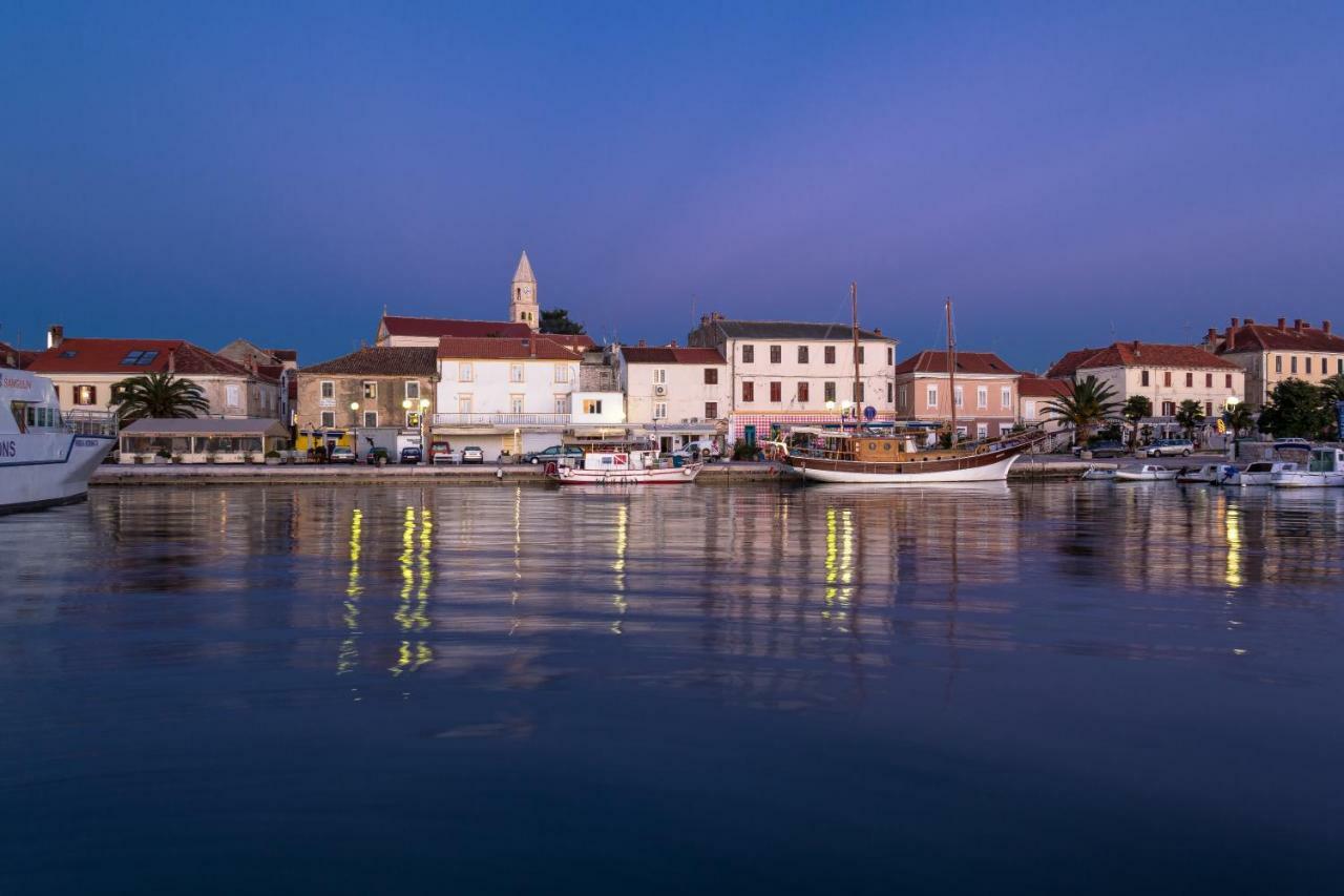Apartments Mrsic Biograd Na Moru Exterior foto